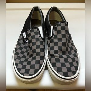 Fans slip on black gray checkerboard sneakers women’s size 9.5 men’s size 8.0